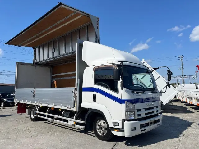 いすゞ フォワード TKG-FRR90S2(2WD)の写真2