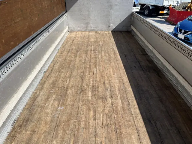 いすゞ フォワード TKG-FRR90S2(2WD)の写真16