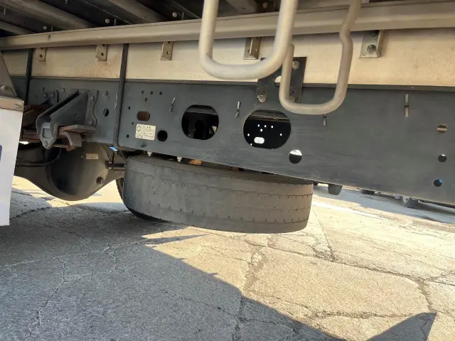 いすゞ フォワード TKG-FRR90S2(2WD)の写真18