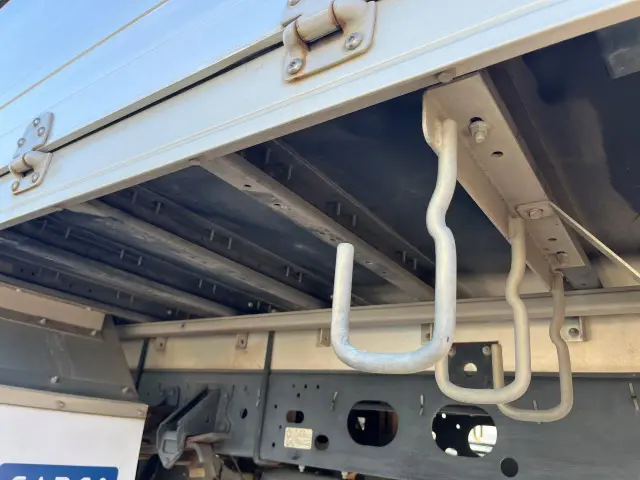 いすゞ フォワード TKG-FRR90S2(2WD)の写真19