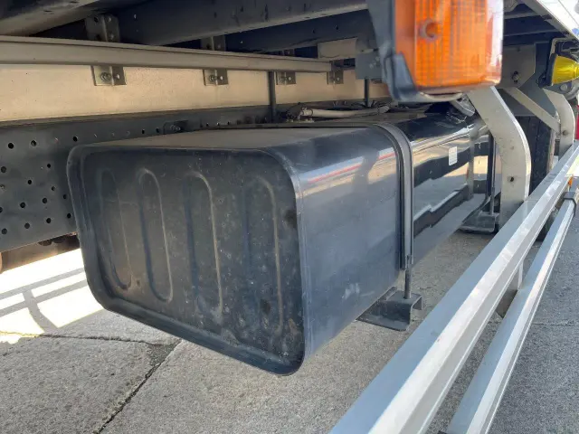 いすゞ フォワード TKG-FRR90S2(2WD)の写真20