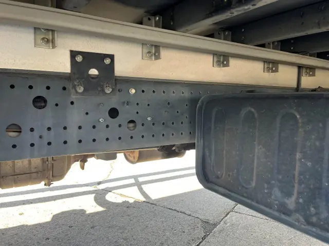 いすゞ フォワード TKG-FRR90S2(2WD)の写真21