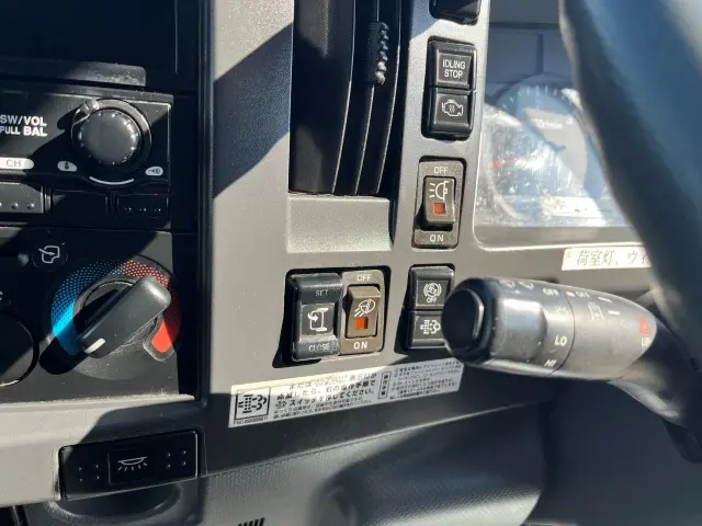 いすゞ フォワード TKG-FRR90S2(2WD)の写真30