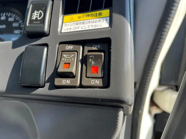 いすゞ フォワード TKG-FRR90S2(2WD)の写真33