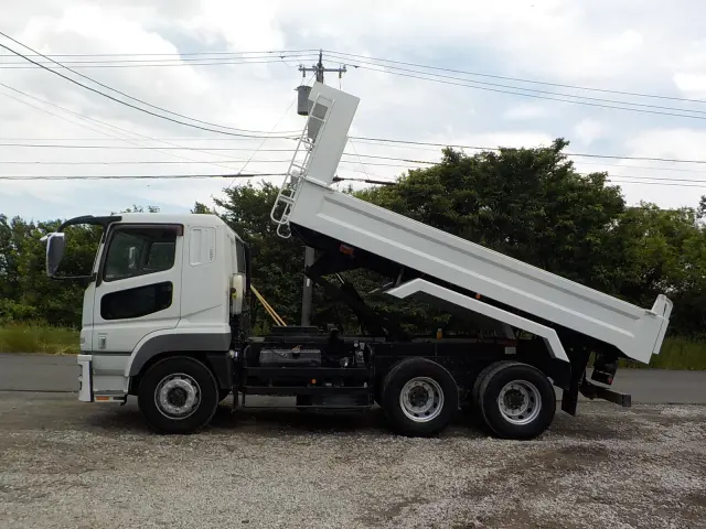 三菱 スーパーグレート QKG-FV60VXの写真8