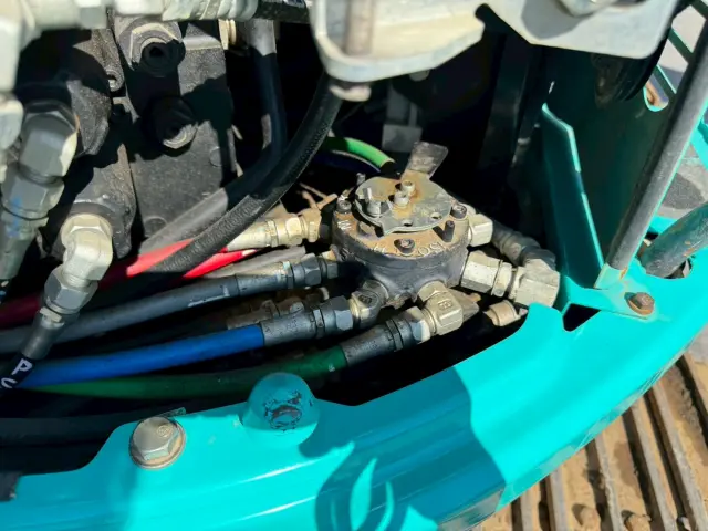 コベルコ SK135SRD-3 YH07の写真17