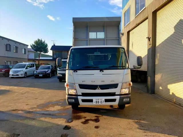 三菱 キャンター 不明の写真2