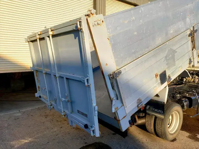 三菱 キャンター 不明の写真19