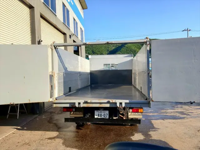 三菱 キャンター 不明の写真27