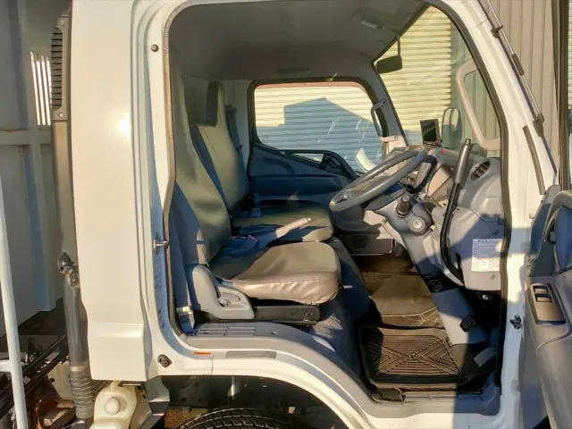 三菱 キャンター 不明の写真32