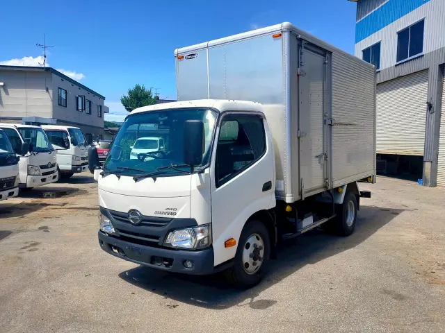 日野 デュトロ TKG-XZU685M(4WD)の写真1
