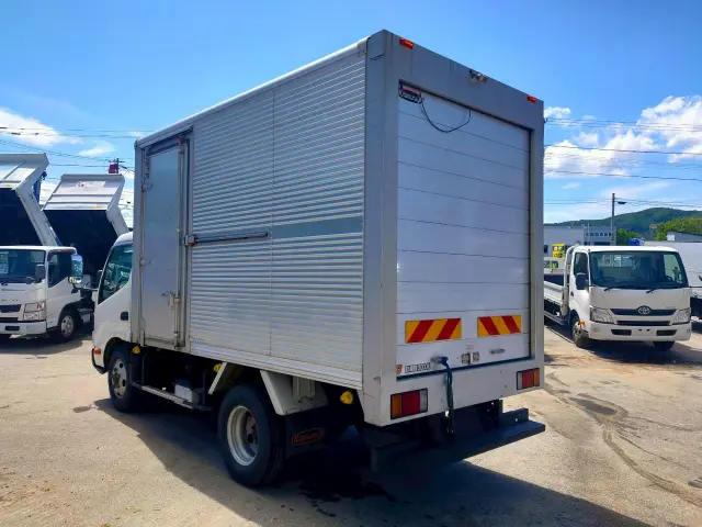 日野 デュトロ TKG-XZU685M(4WD)の写真7