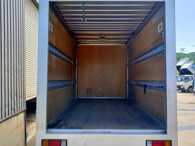 日野 デュトロ TKG-XZU685M(4WD)の写真11