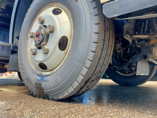 日野 デュトロ TKG-XZU685M(4WD)の写真16