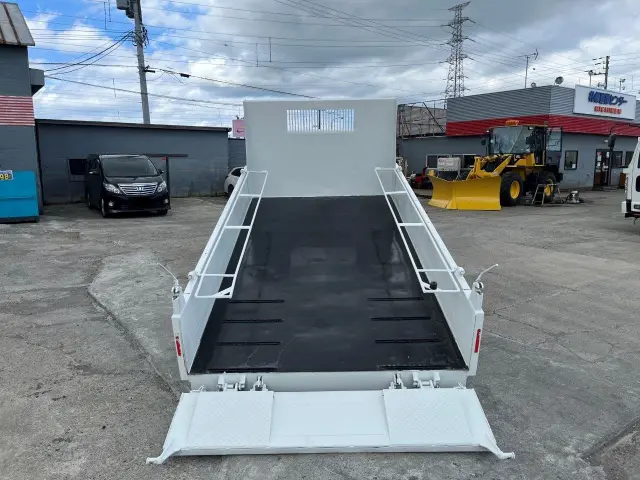 いすゞ エルフ TPG-NKR85AN(2WD)の写真6