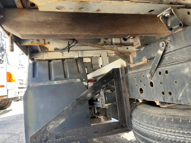 日野 デュトロ SKG-XZU650M(2WD)の写真13