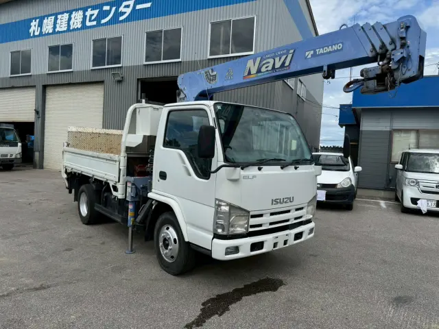 いすゞ エルフ BKG-NKR85R(2WD)の写真3