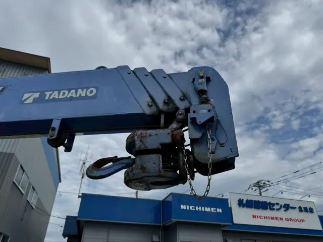 いすゞ エルフ BKG-NKR85R(2WD)の写真25