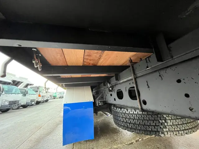 いすゞ フォワード PKG-FRR90S1(2WD)の写真12