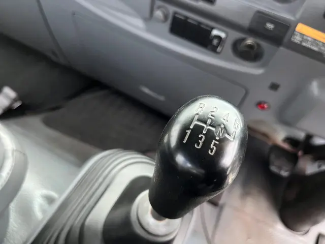 いすゞ フォワード PKG-FRR90S1(2WD)の写真32