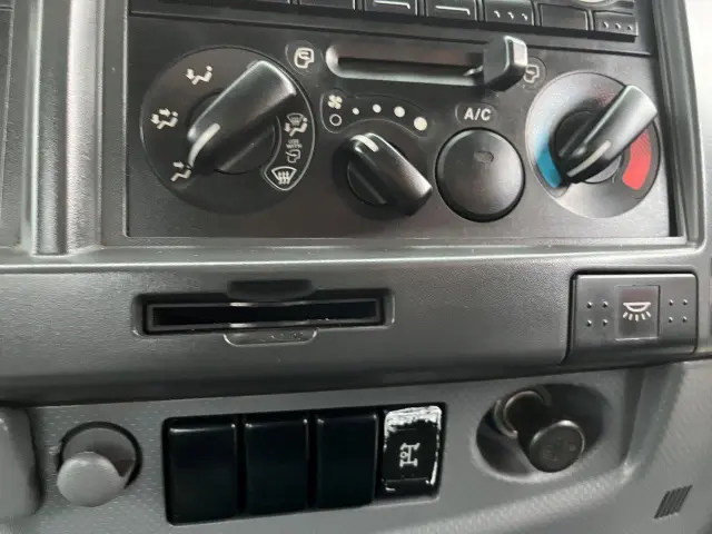 いすゞ フォワード PKG-FRR90S1(2WD)の写真34