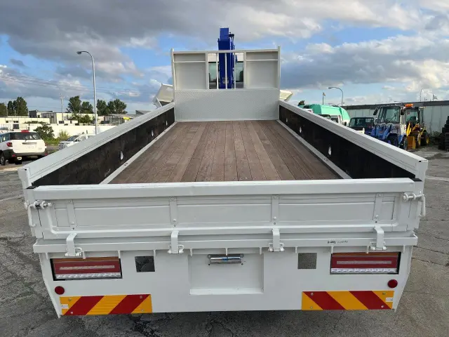 日野 レンジャー BKG-FC7JKYA(2WD)の写真7