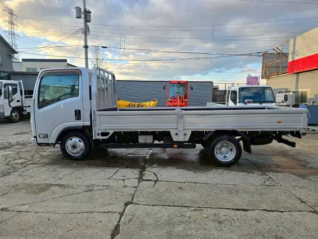 いすゞ エルフ SKG-NLS85AR(4WD)の写真5