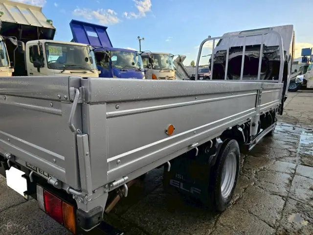 いすゞ エルフ SKG-NLS85AR(4WD)の写真10