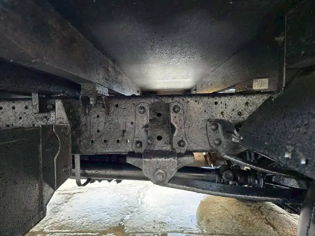 いすゞ エルフ SKG-NLS85AR(4WD)の写真19