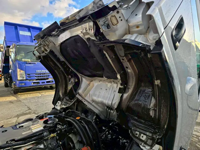 いすゞ エルフ SKG-NLS85AR(4WD)の写真37