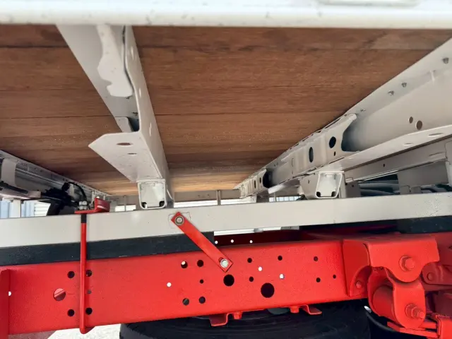 日野 デュトロ SKG-XZU650M(2WD)の写真16