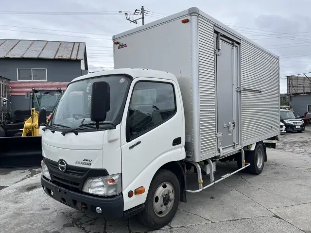日野 デュトロ TKG-XZU695M(4WD)の写真1