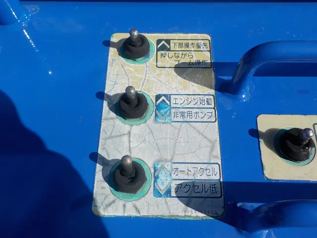 日野 デュトロ BDG-XZU304E(2WD)の写真17