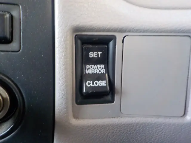 日野 デュトロ BDG-XZU304E(2WD)の写真47