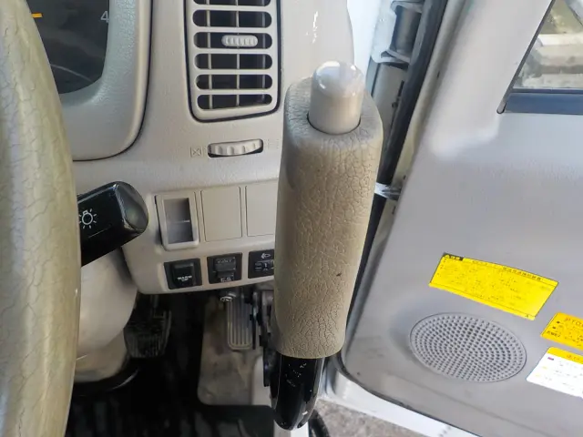 日野 デュトロ BDG-XZU304E(2WD)の写真48