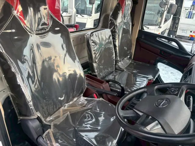 日野 レンジャー 2KG-FC2ABA(2WD)の写真27