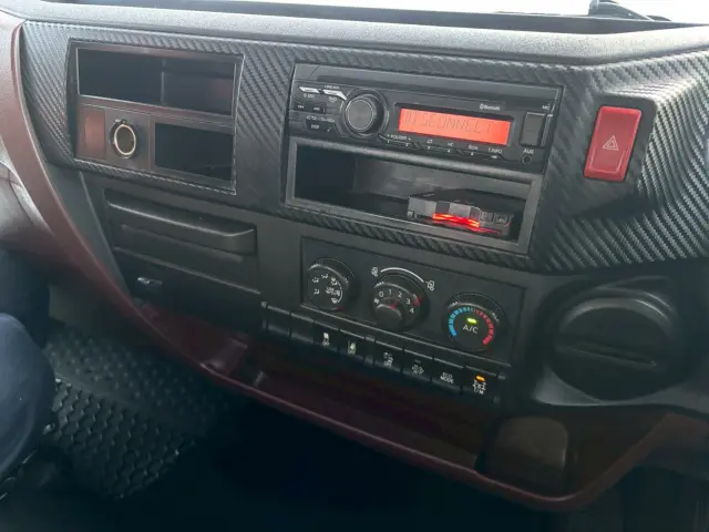 日野 レンジャー 2KG-FC2ABA(2WD)の写真33