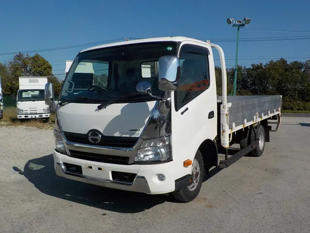 日野 デュトロ TKG-XZU775M(4WD)の写真1