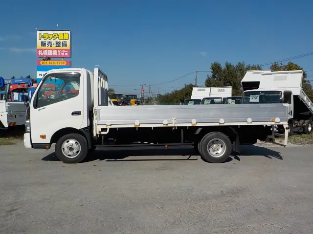 日野 デュトロ TKG-XZU775M(4WD)の写真8