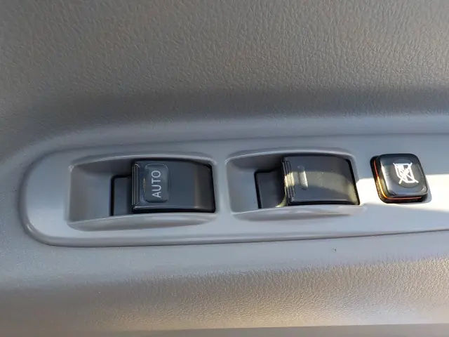 日野 デュトロ TKG-XZU775M(4WD)の写真32