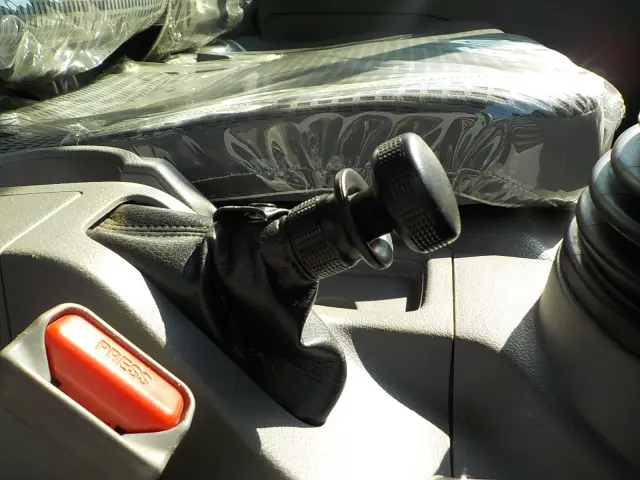 日野 デュトロ TKG-XZU775M(4WD)の写真33