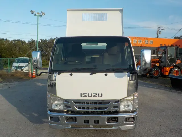 いすゞ エルフ TKG-NKR85AD(2WD)の写真2