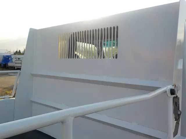 いすゞ エルフ TKG-NKR85AD(2WD)の写真12