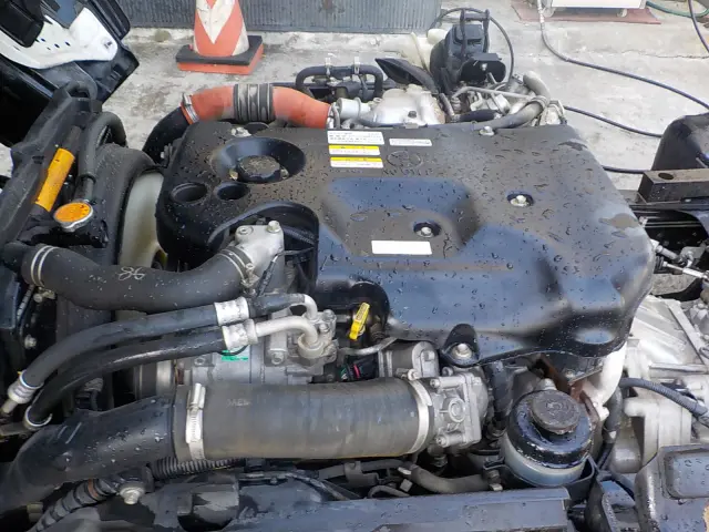 いすゞ エルフ TKG-NKR85AD(2WD)の写真19