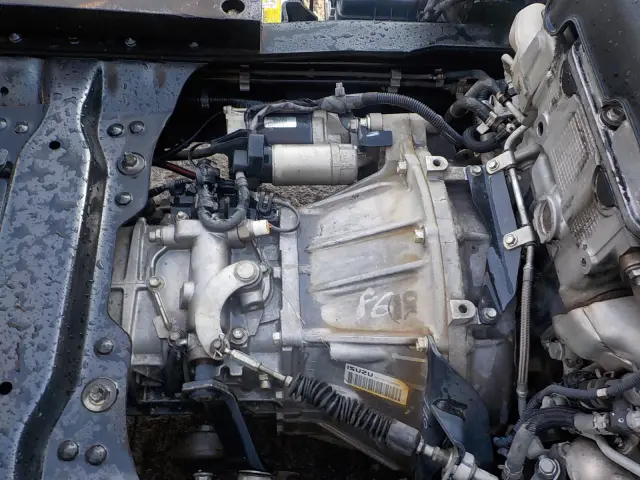 いすゞ エルフ TKG-NKR85AD(2WD)の写真22