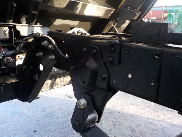 いすゞ エルフ TKG-NKR85AD(2WD)の写真25