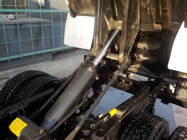 いすゞ エルフ TKG-NKR85AD(2WD)の写真27