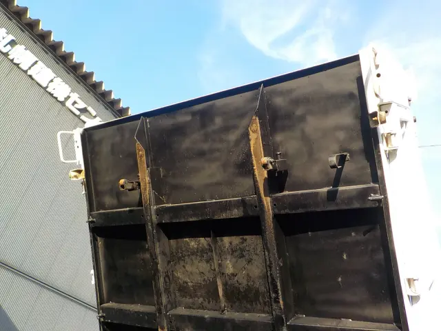 いすゞ エルフ TKG-NKR85AD(2WD)の写真30