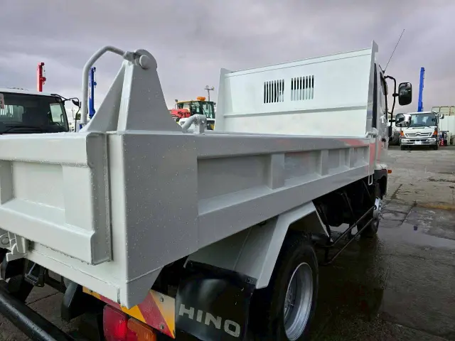 日野 レンジャー TKG-FC9JCAA(2WD)の写真15