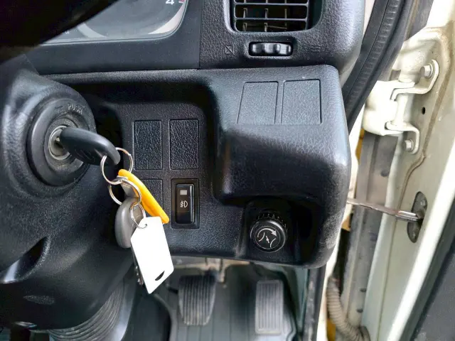 日野 レンジャー TKG-FC9JCAA(2WD)の写真36